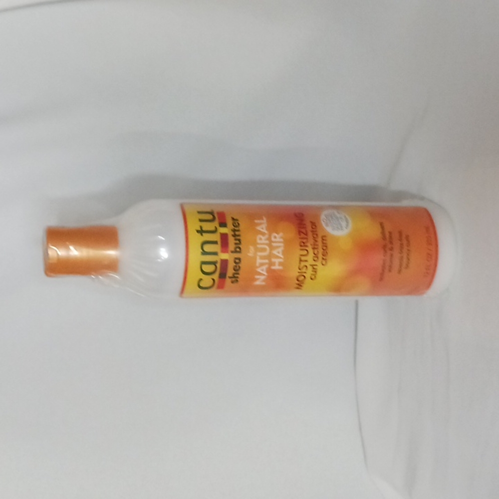 Cantu moisturizing curl activator cream